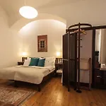 Domus Henrici Ξενοδοχείο 4*