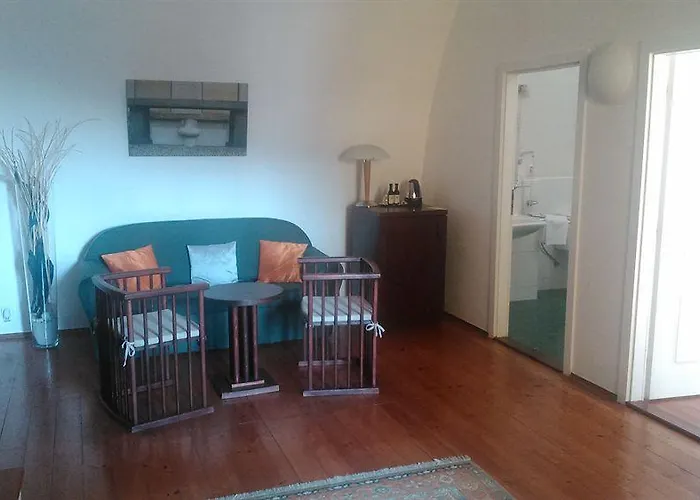 Hotell Domus Henrici 4*
