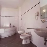 Hotel Domus Henrici