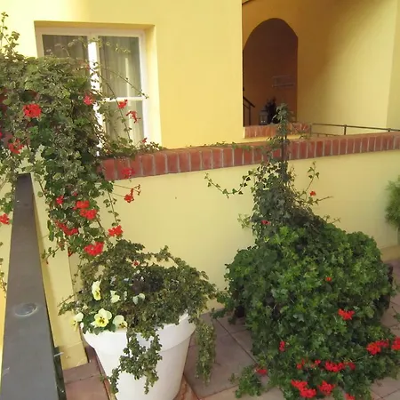 Отель Domus Henrici