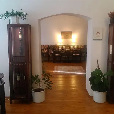 Отель Domus Henrici Прага