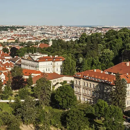 Отель Domus Henrici Прага