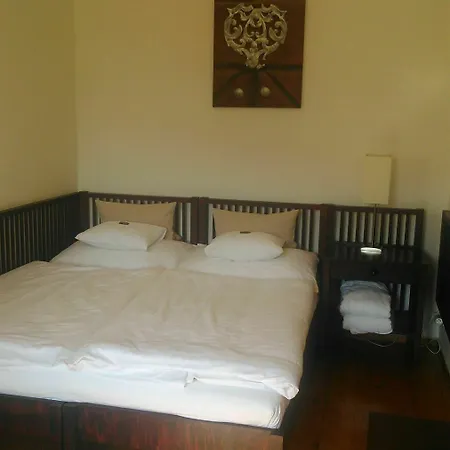 Domus Henrici Отель 4*