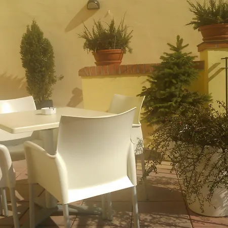 Hotel Domus Henrici 4*
