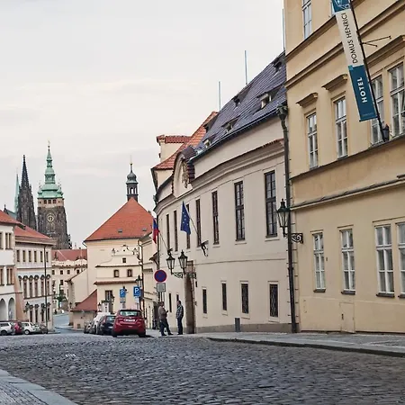 Domus Henrici Отель 4*