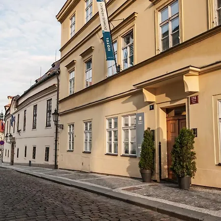Hotel Domus Henrici 4*