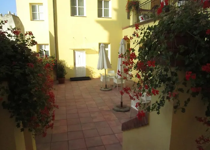 Domus Henrici Hotell