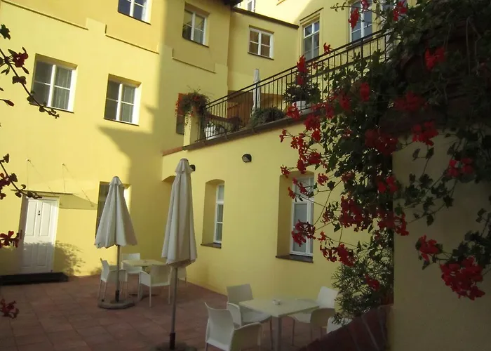 Hotell Domus Henrici Prag