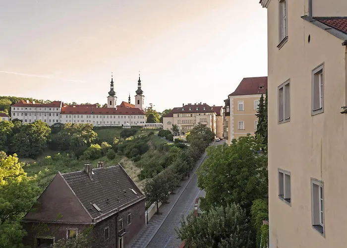 Domus Henrici 4* Prag