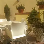 Hotel Domus Henrici 4*