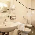 Domus Henrici 4*