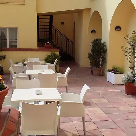Domus Henrici 4* Praga