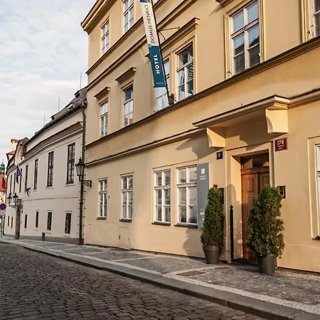 Hotel Domus Henrici 4*
